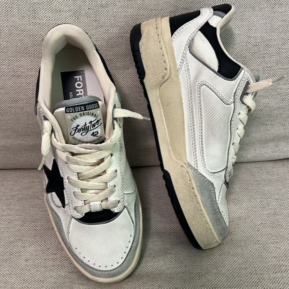 Golden Goose Women’s Forty2 - Picture 7 of 12